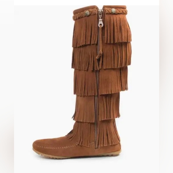 Minnetonka 5-Layer Soft Suede Leather Fringe Boot 👢 size 9 fits like 8.5 - Picture 4 of 6